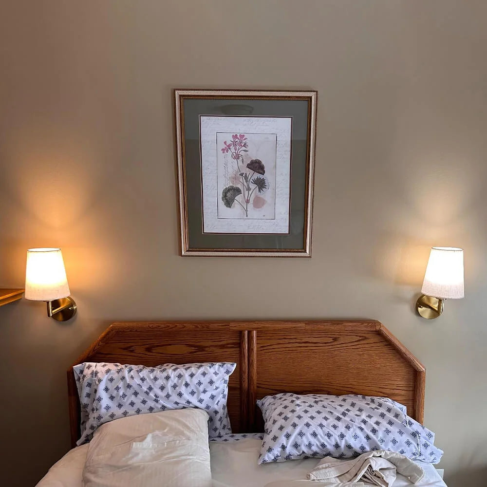 Chic Wireless Wall Lights
